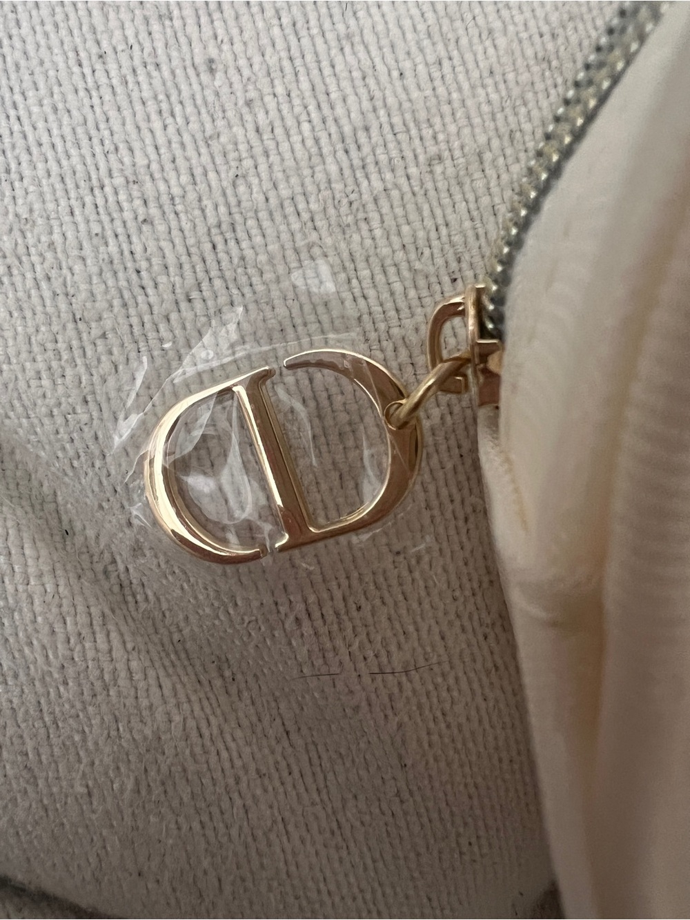 BRAND NEW DIOR Round Embroidered Butterfly Pouch - Picture 4 of 6